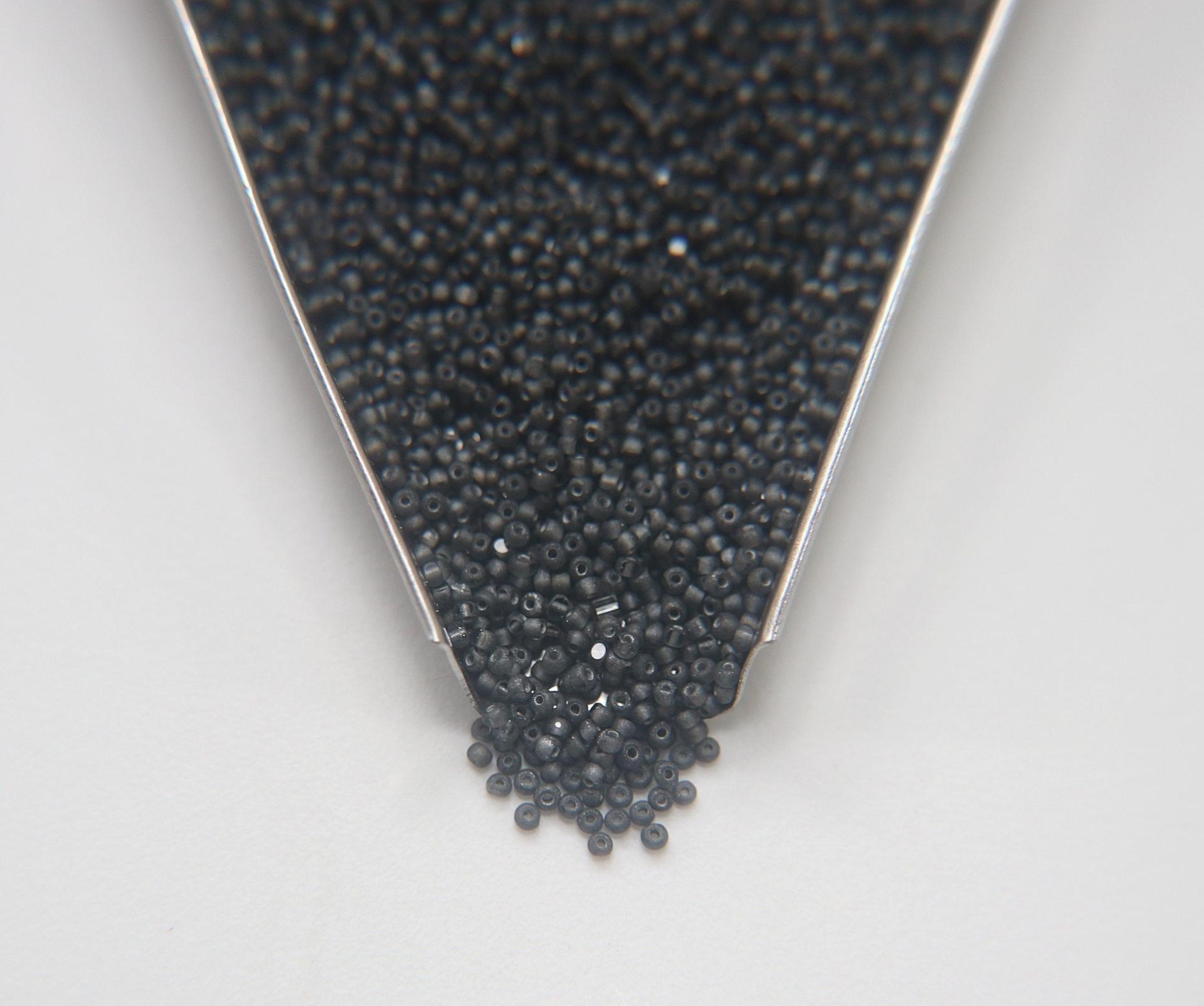 13/0 Charlotte Cut Beads Matt Black Diamond Silver Lined 5/10/20/50/250/500 Grams embroidery materials, jewelry making, Native beads