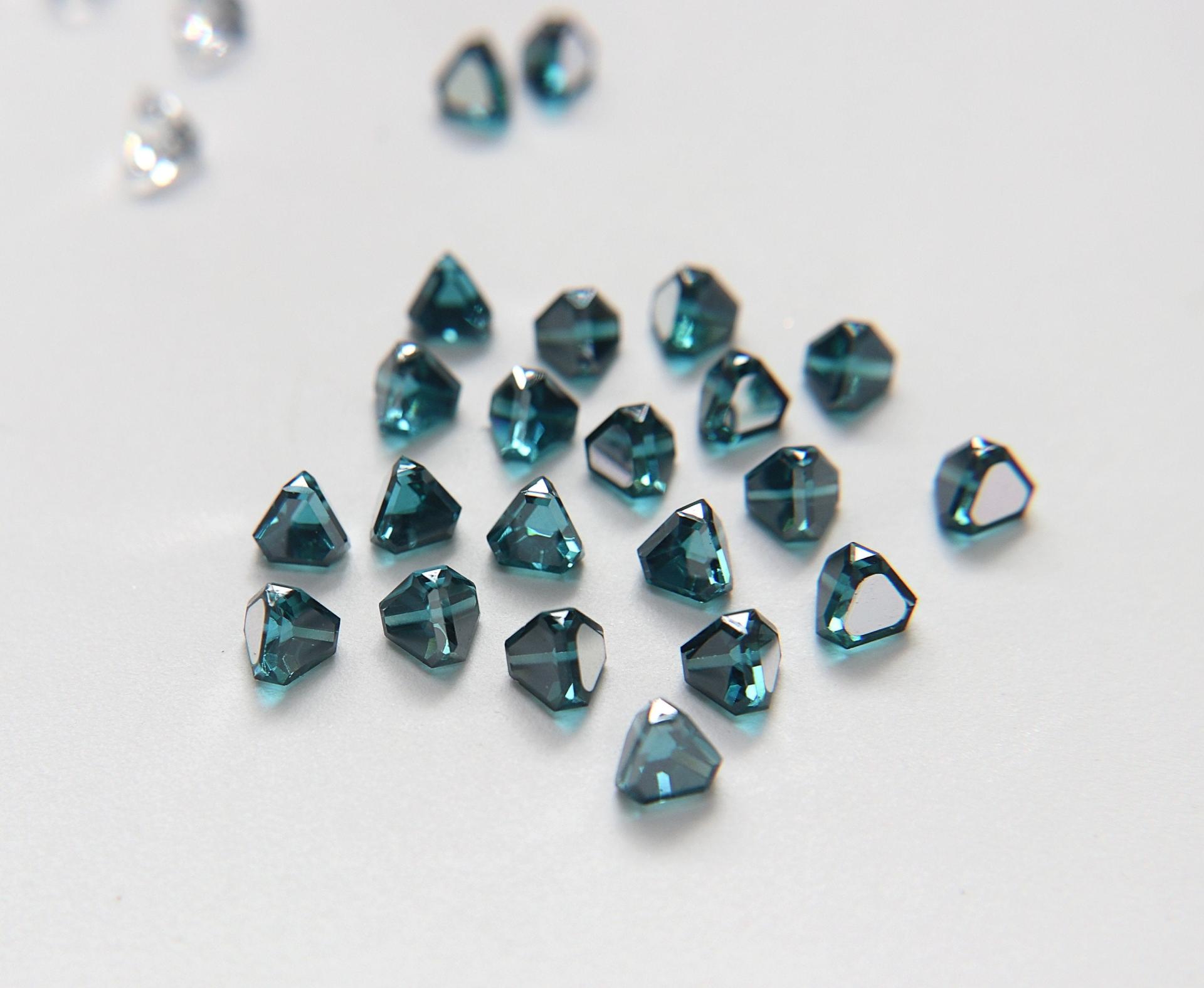 6mm Swarovski 4842 Pyramid Stone Vintage Austrian lead crystal rhinestones (7 colors) 6/12/36/72 Pieces