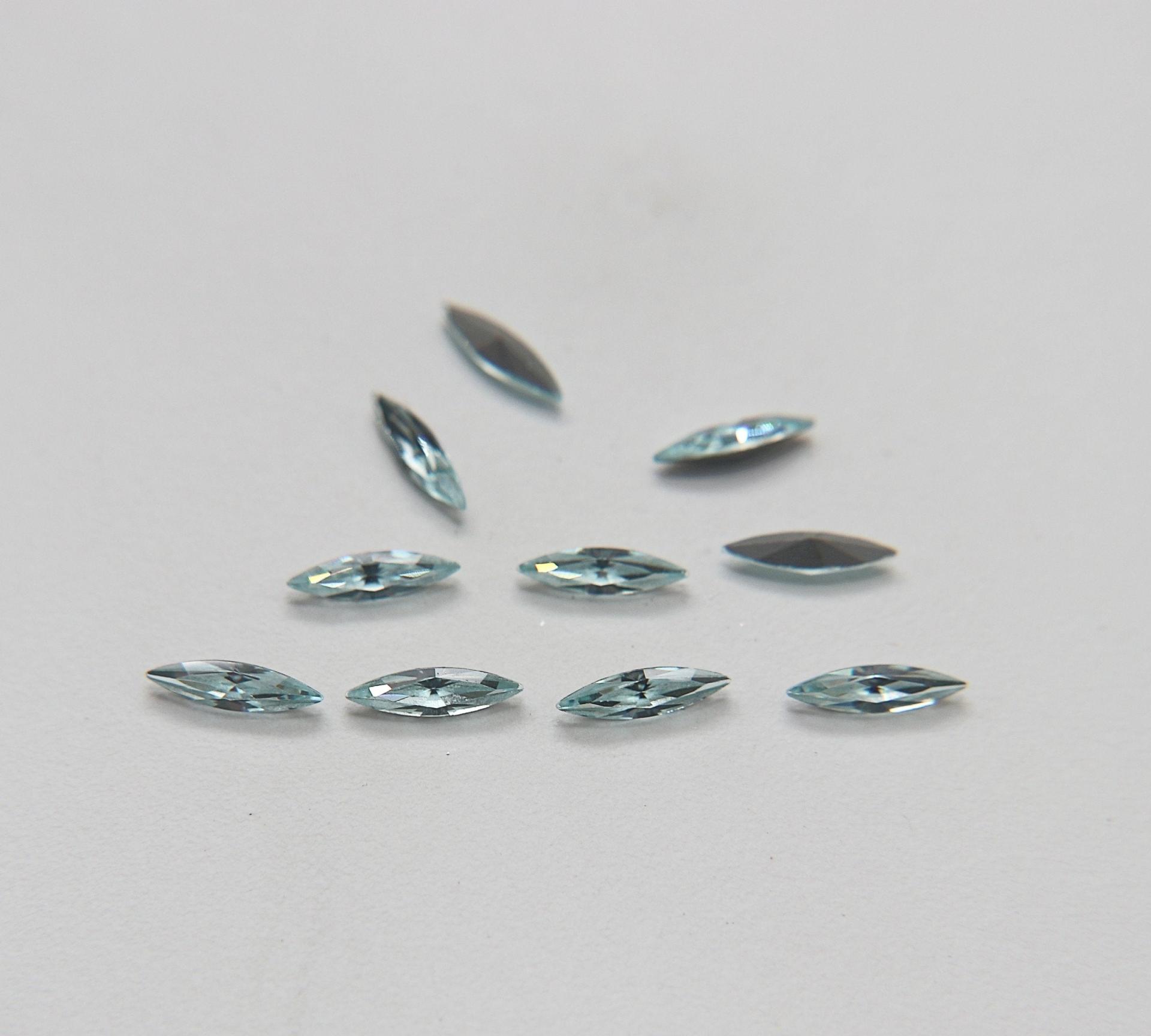 11x3mm Swarovski Light Azore Marquise, New Vintage Pointy Back Navette 4200 crystals, gold foil 6/24 Pieces Jewery making stones gemstones