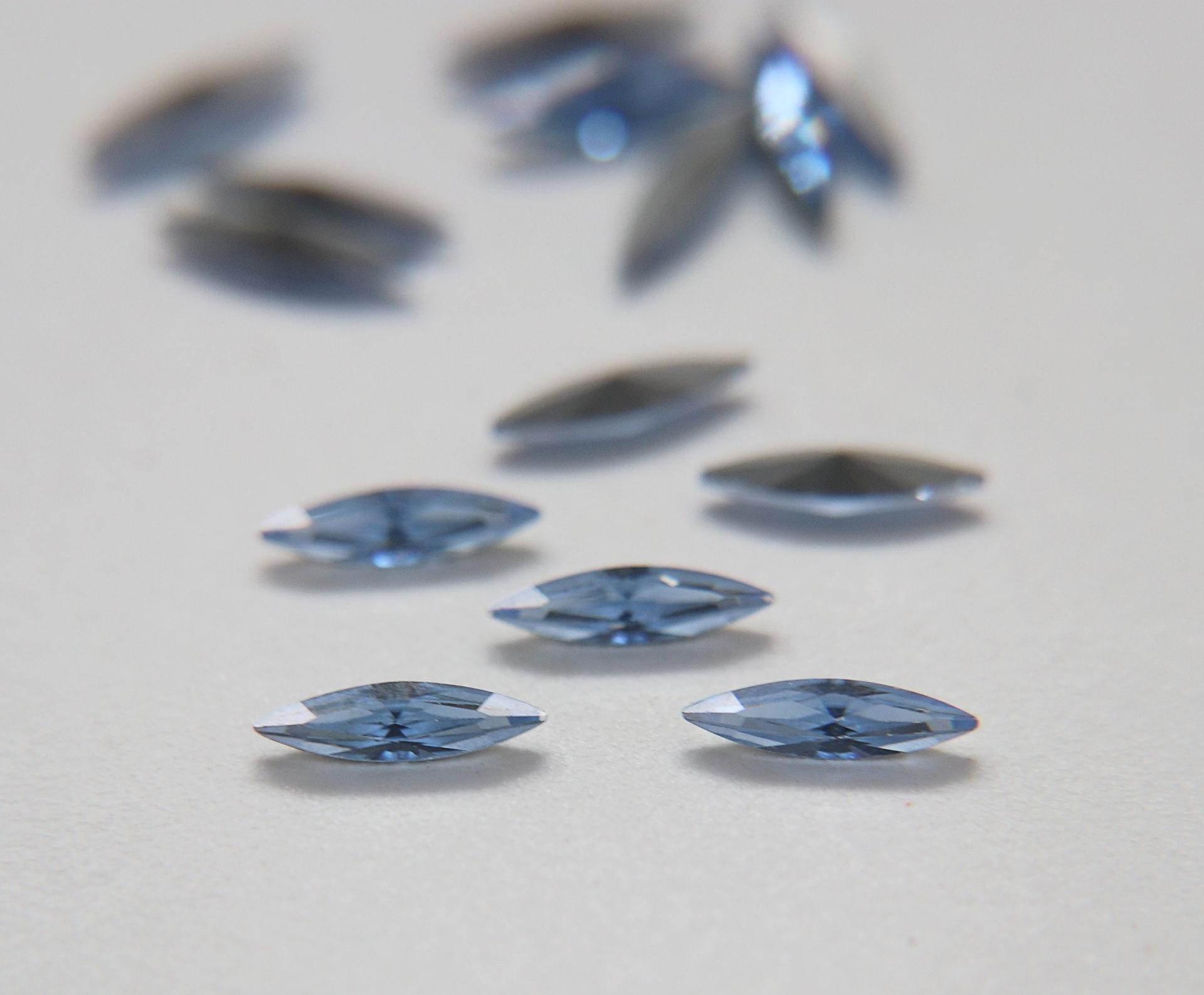 11x3mm Swarovski Light Sapphire Marquise New Vintage Pointy Back Navette 4200 crystals Jewery making stones gemstones