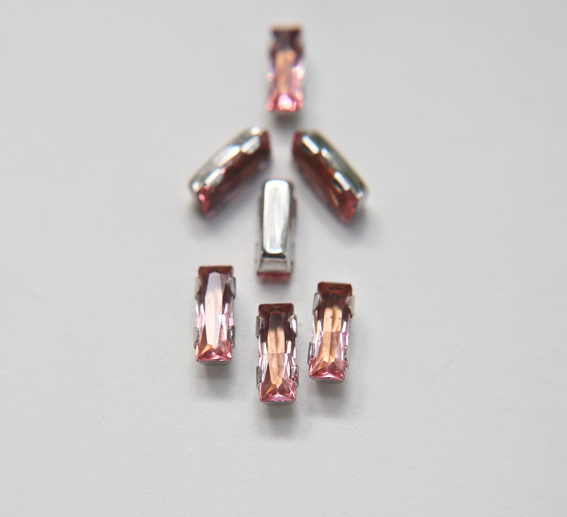Swarovski 15x5 Baguette Clips Sewon 4 hole in Crystal Pink shade Silver Settings (4 pieces) embroidery materials craft vintage