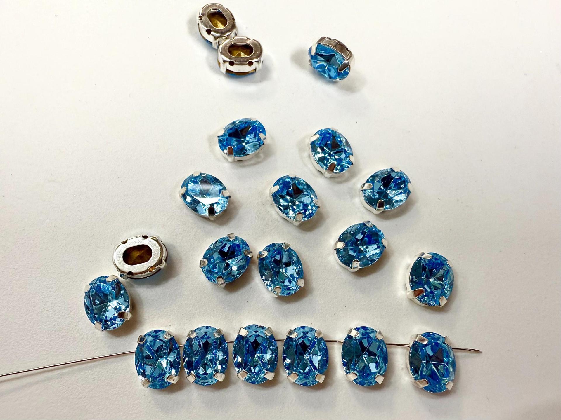 Swarovski 10X8 MM Oval Aquamarine in Vintage Silver Prong Settings BRASS SETTINGS strass embellishments vintage rare