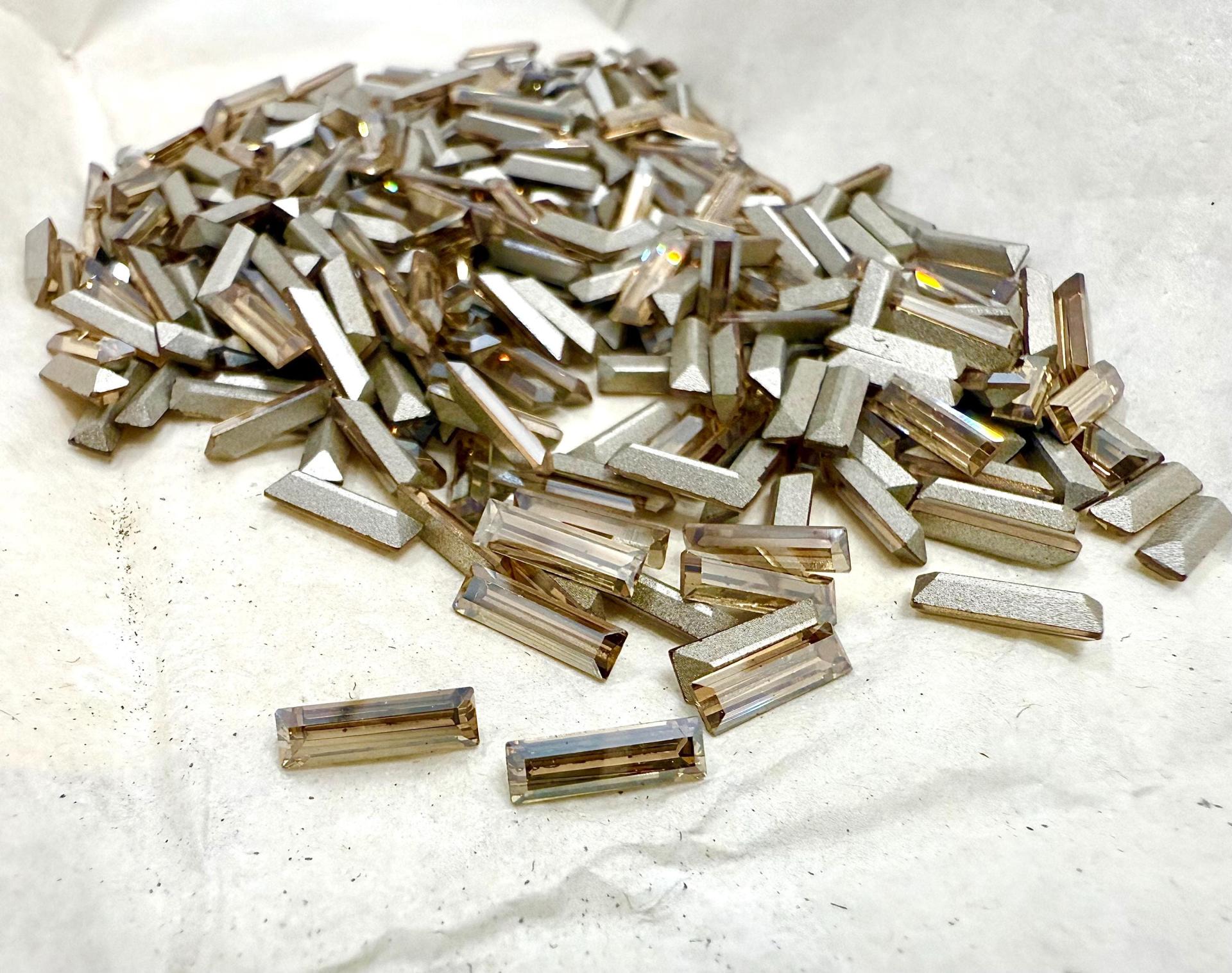 Swarovski 4500 Crystal Golden Shadow Baguette Fancy Stone 10x3 mm 12/36/144/432/720 Pieces gemstones jewlery making color zirconium