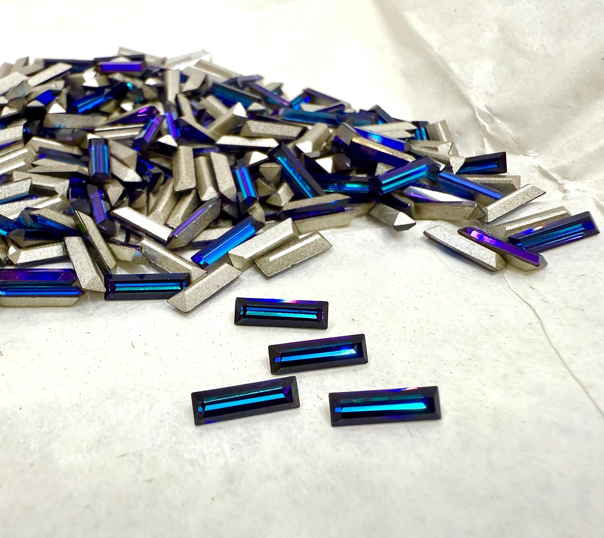 10x3 mm Swarovski 4500 Crystal Heliotrope Baguette Fancy Stone  gemstones jewlery making color zirconium