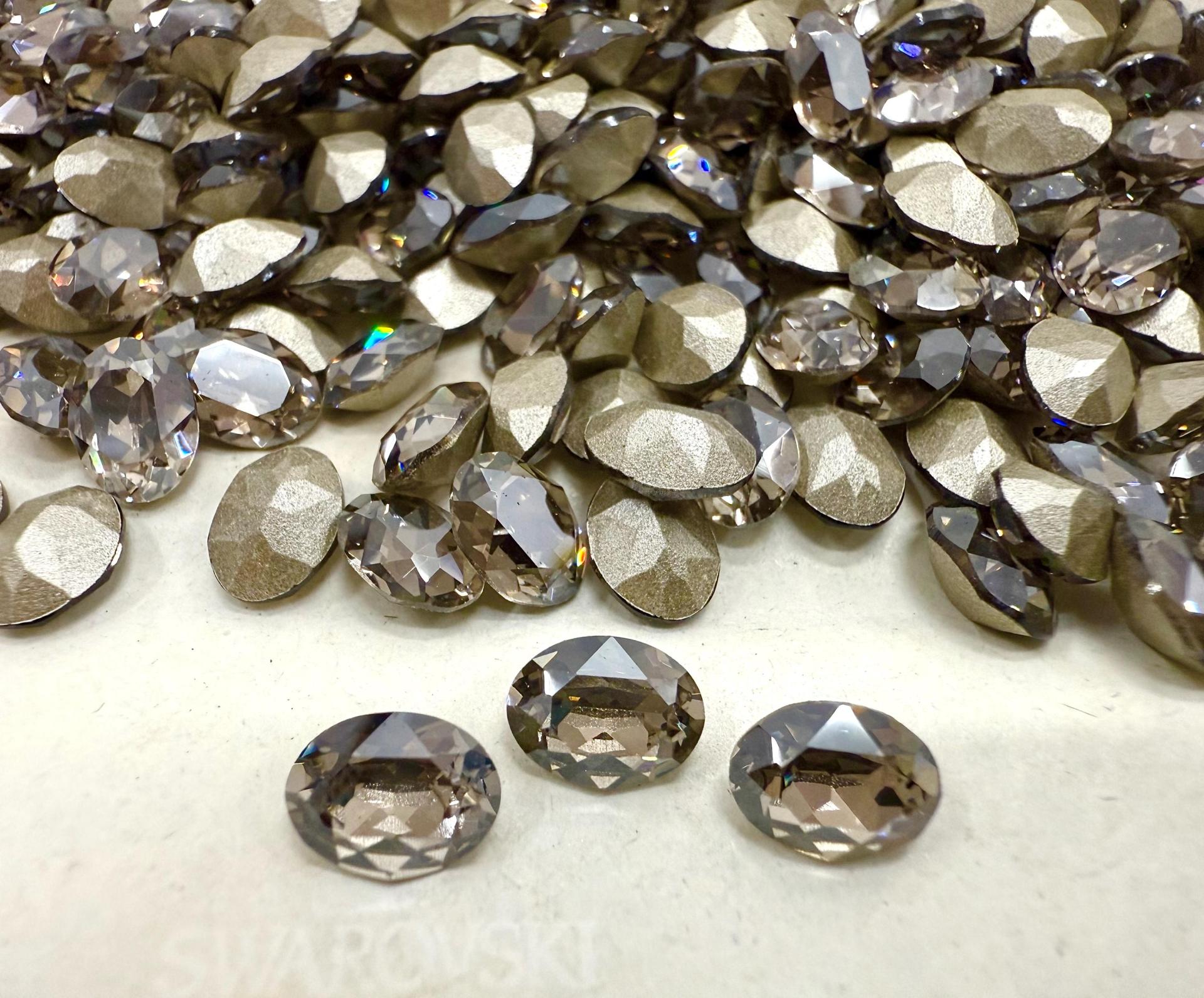 Vintage Swarovski 8x6 mm Crystal Satin Oval Shape 4120 Premier Crystal Rhinestones gemstones jewlery