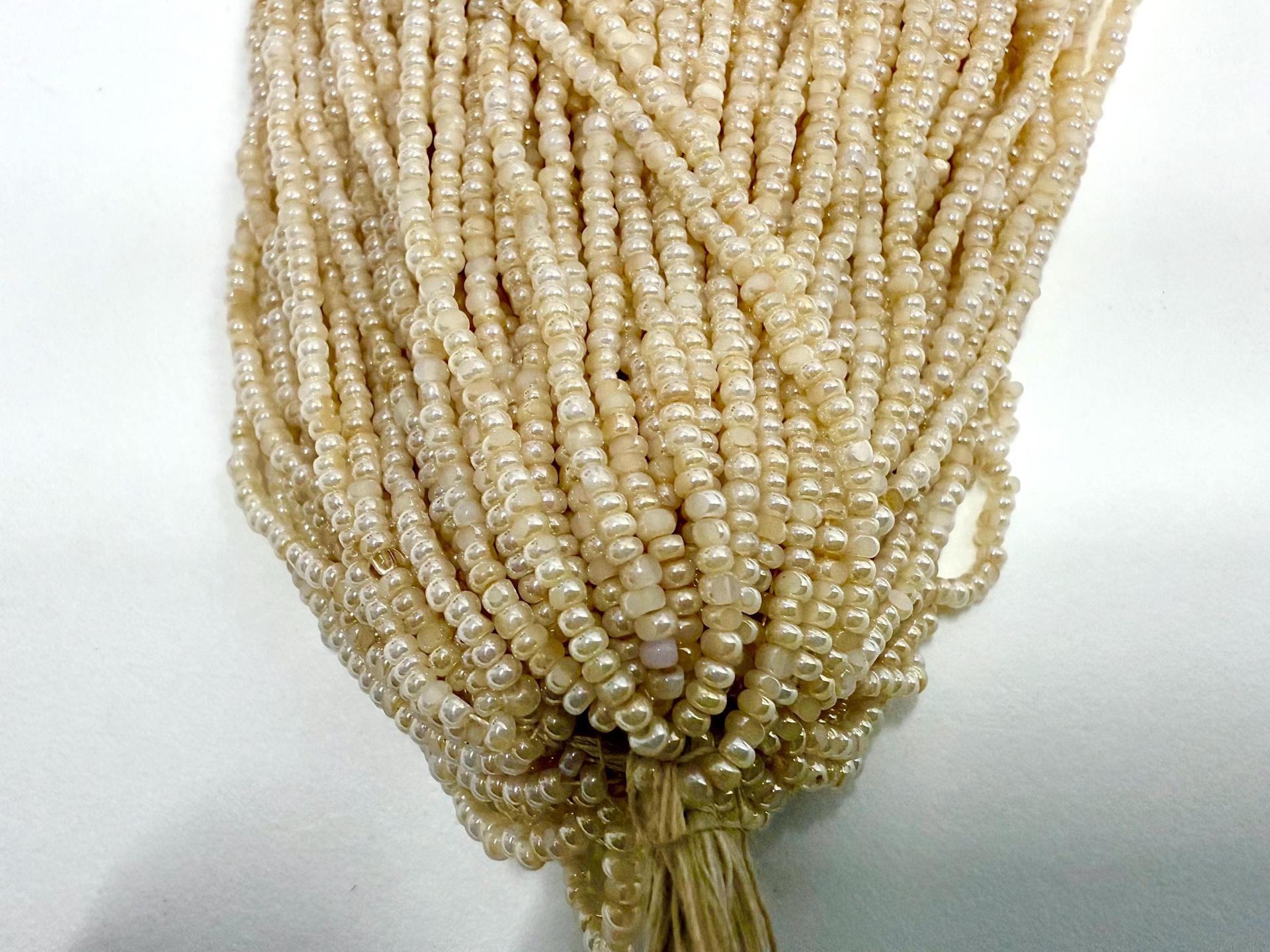 11/0 Hanks Charlotte true Cut Beads Patina Ceylon Pearl White Honey PREMIUM SEED Beads NATIVE supplies