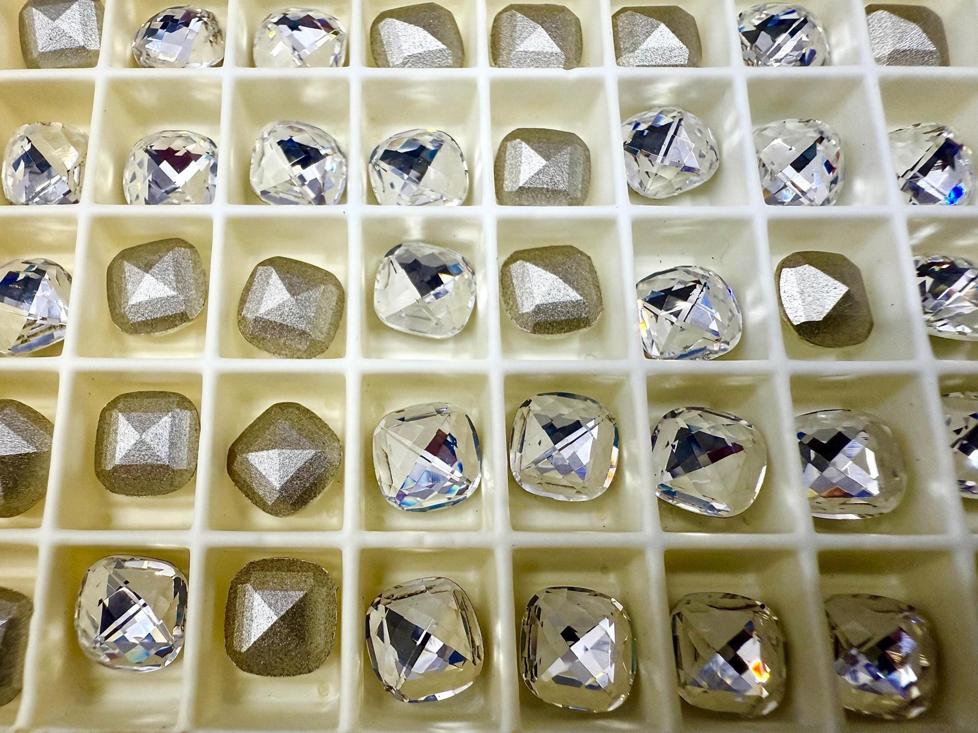 Vintage Swarovski 8mm Cushion Cut in Crystal Foiled 4461 Premier Crystal  fancy stones jewelry making craft supply