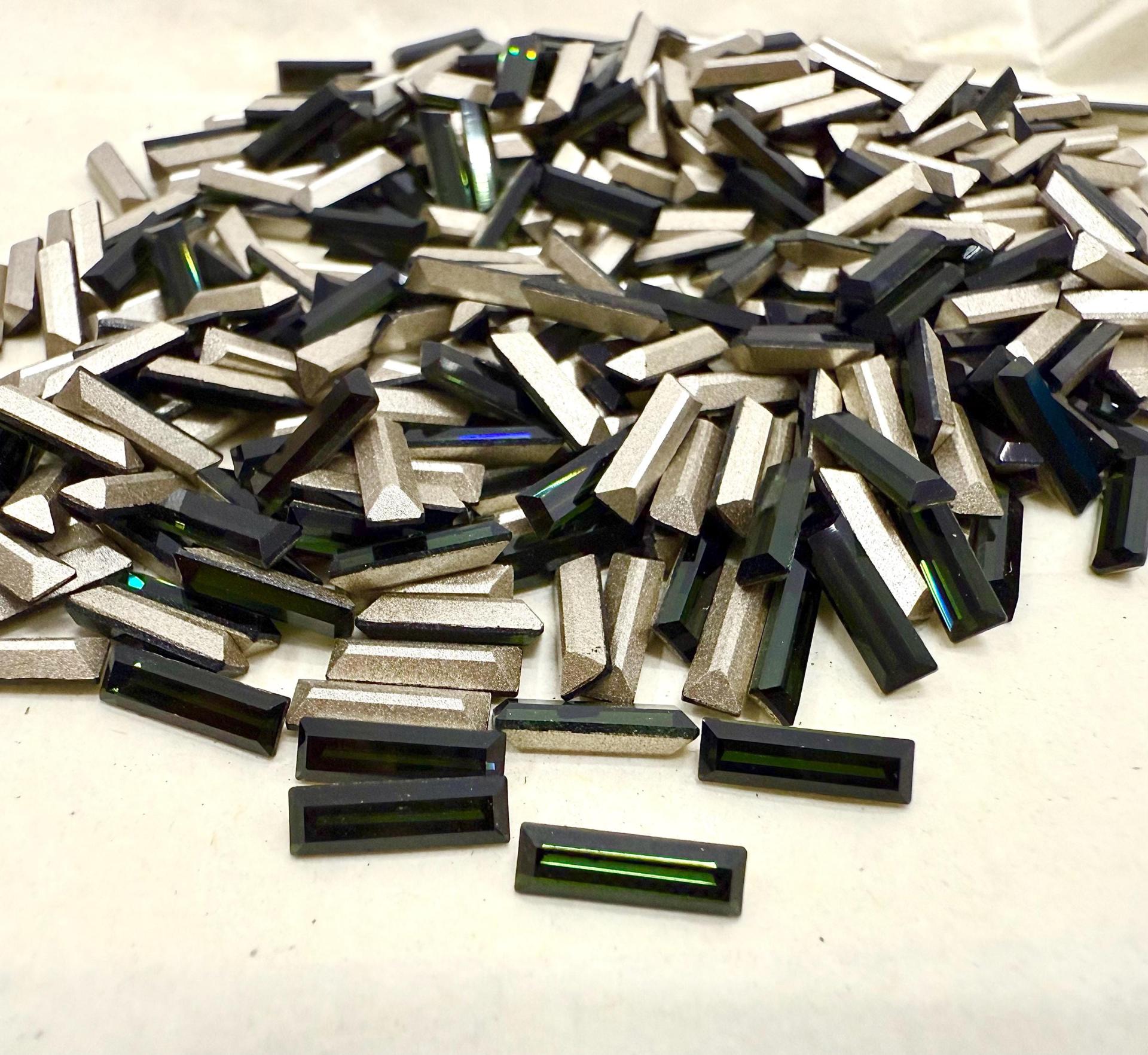 10x3 mm Swarovski 4500 Turmaline Baguette Fancy Stone gemstones jewlery making color zirconium