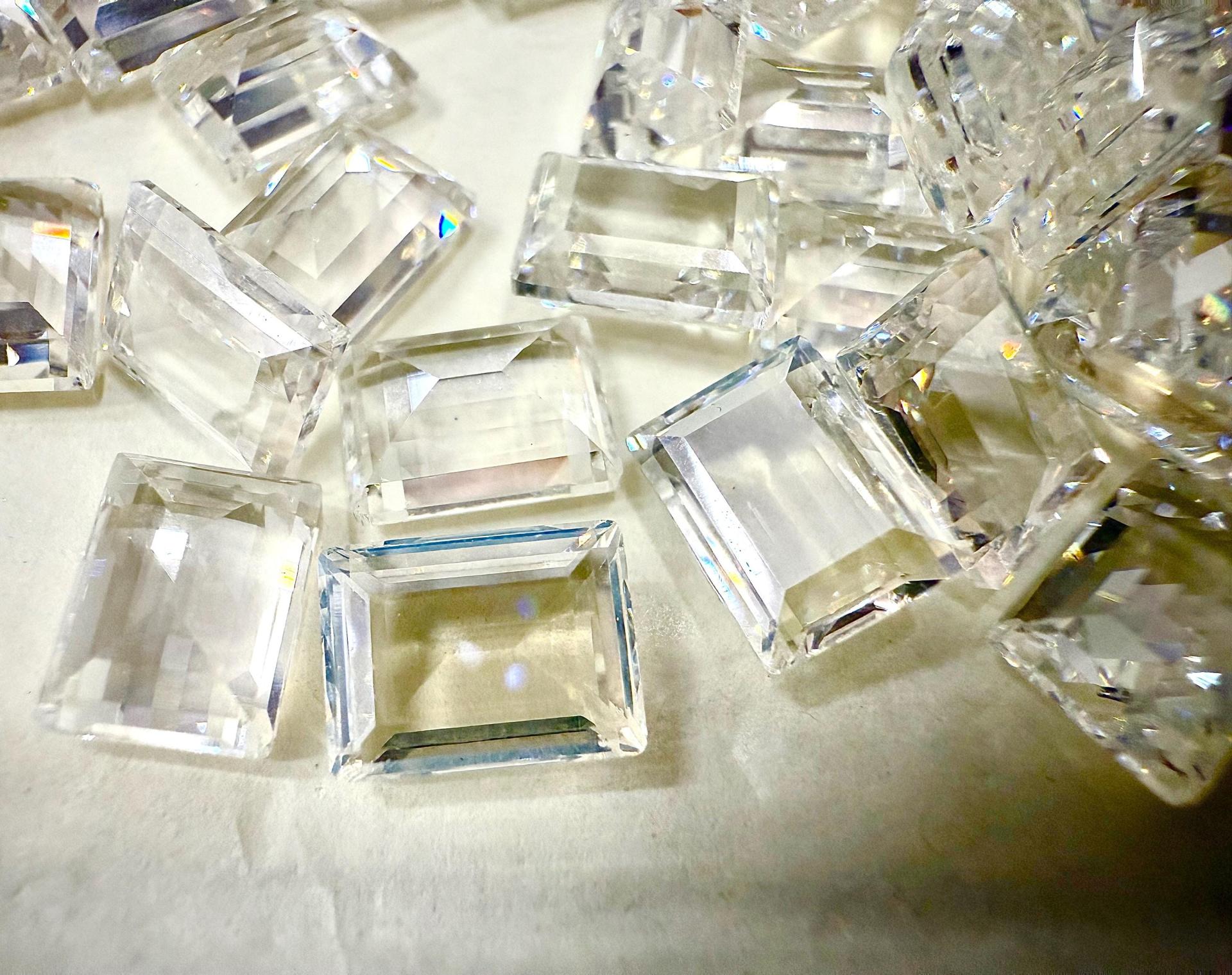 Vintage Swarovski 8x 6 mm Crystal Moonlight Unfoiled 4527 Step cut crystal clay article Premier Crystal Rhinestones gemstones