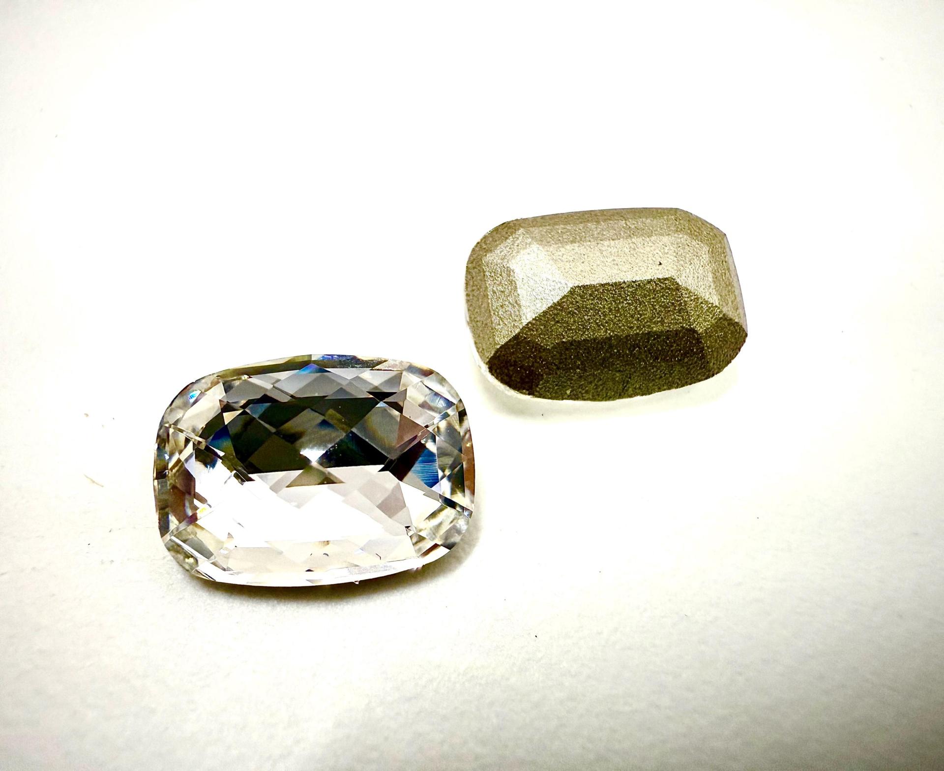 Swarovski 4565 - Classical Baguette Crystal Fancy Stone foiled Premier Crystal Rhinestones (2 Pieces) gemstones