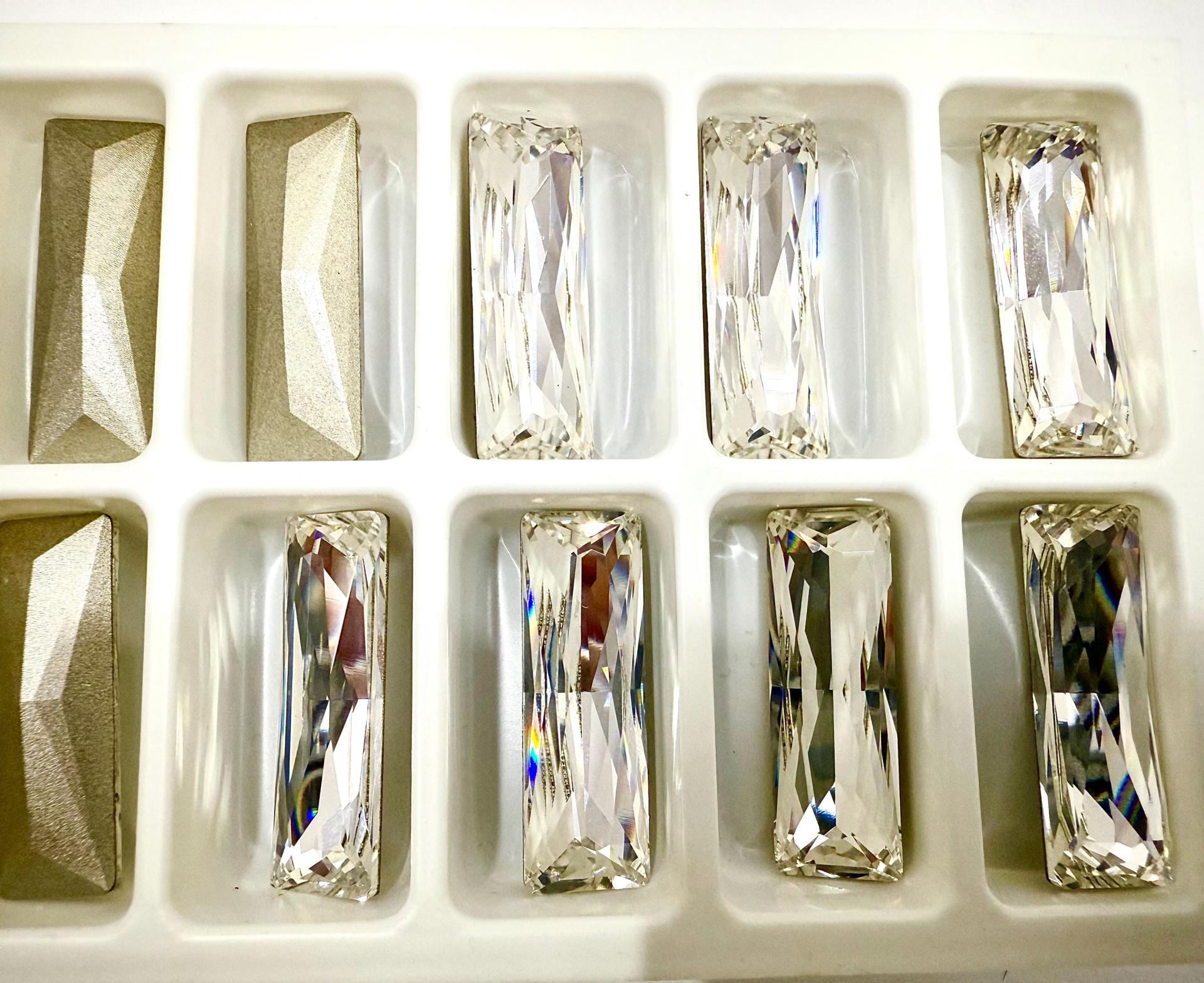 Swarovski 4547 Princess Baguette Fancy Stone 30X 10 mm Crystal foiled