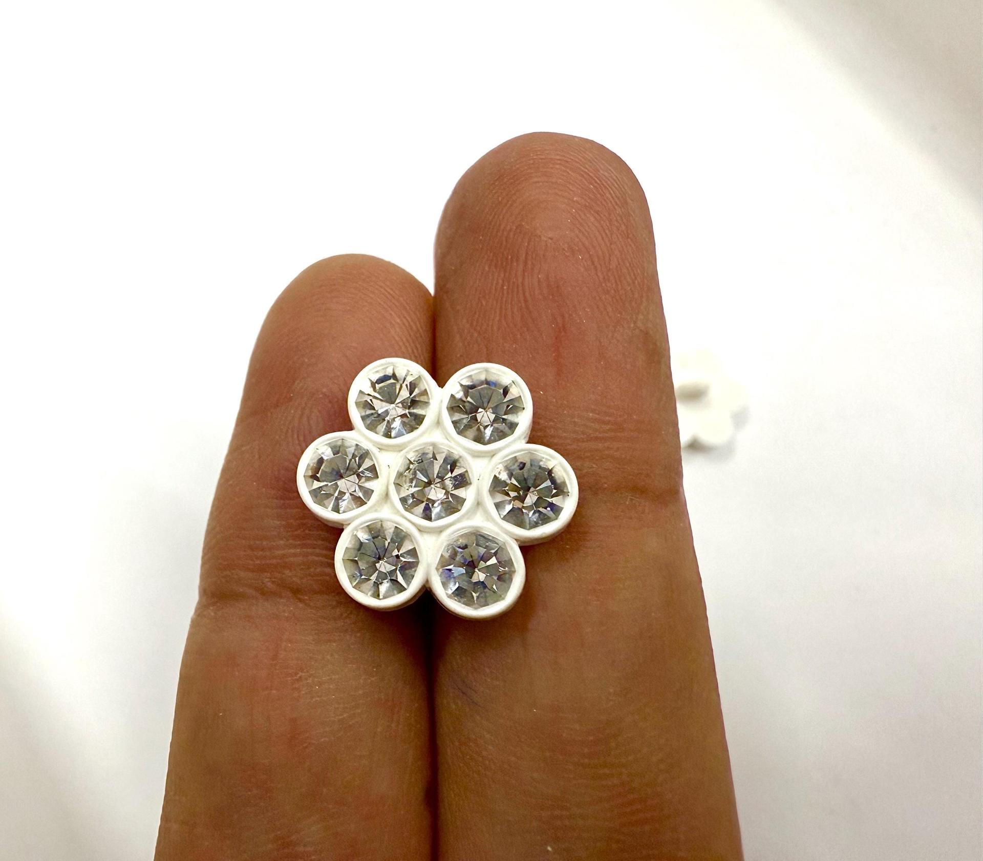 17 mm Swarovski Art 1763 Flower white Button With Plastic Shank High Quality