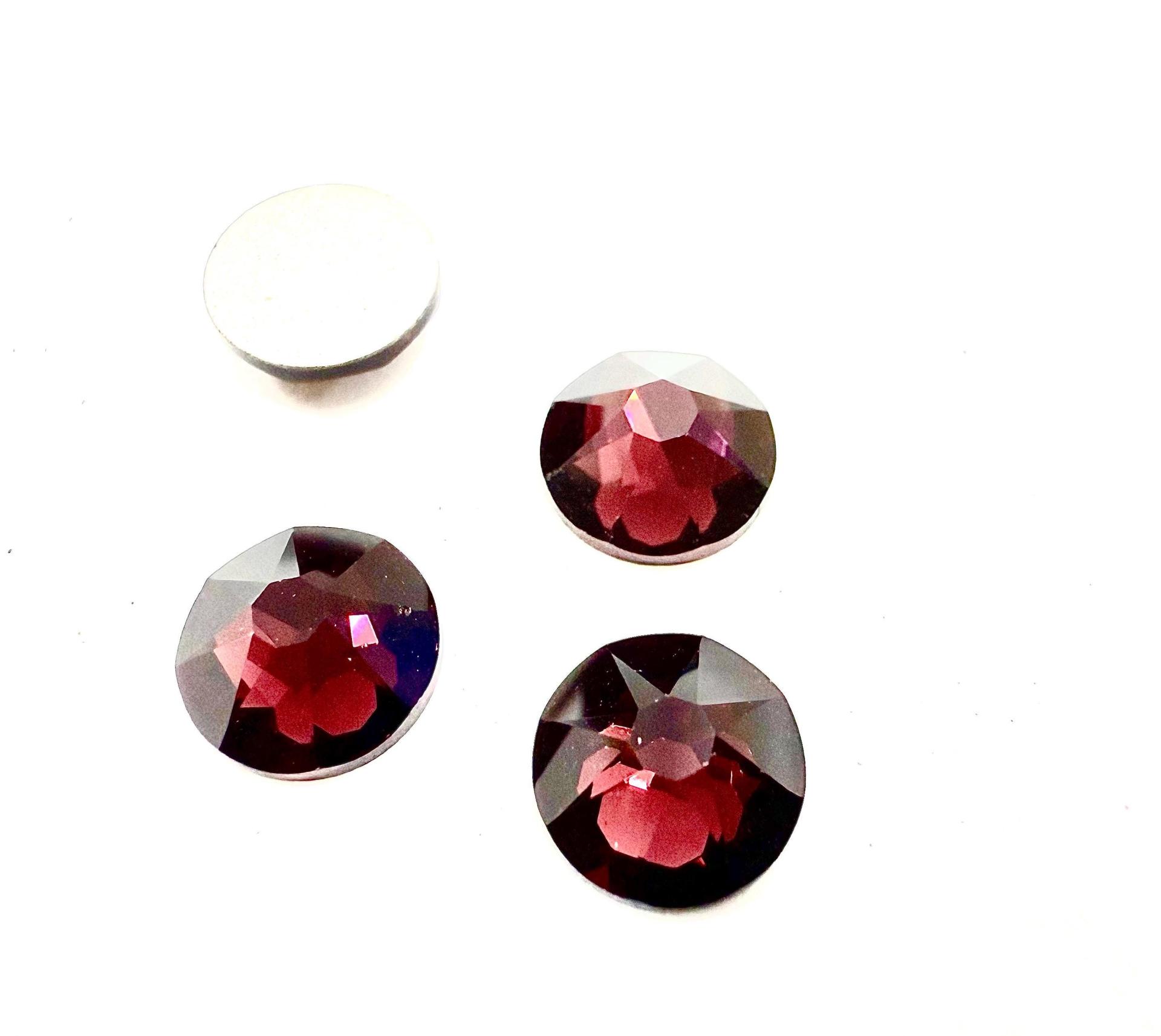 Swarovski 2088 XIRIUS 34ss Flatbacks No-Hotfix Burgundy Rhinestones Nail Art 7mm ss34 Made in Austria