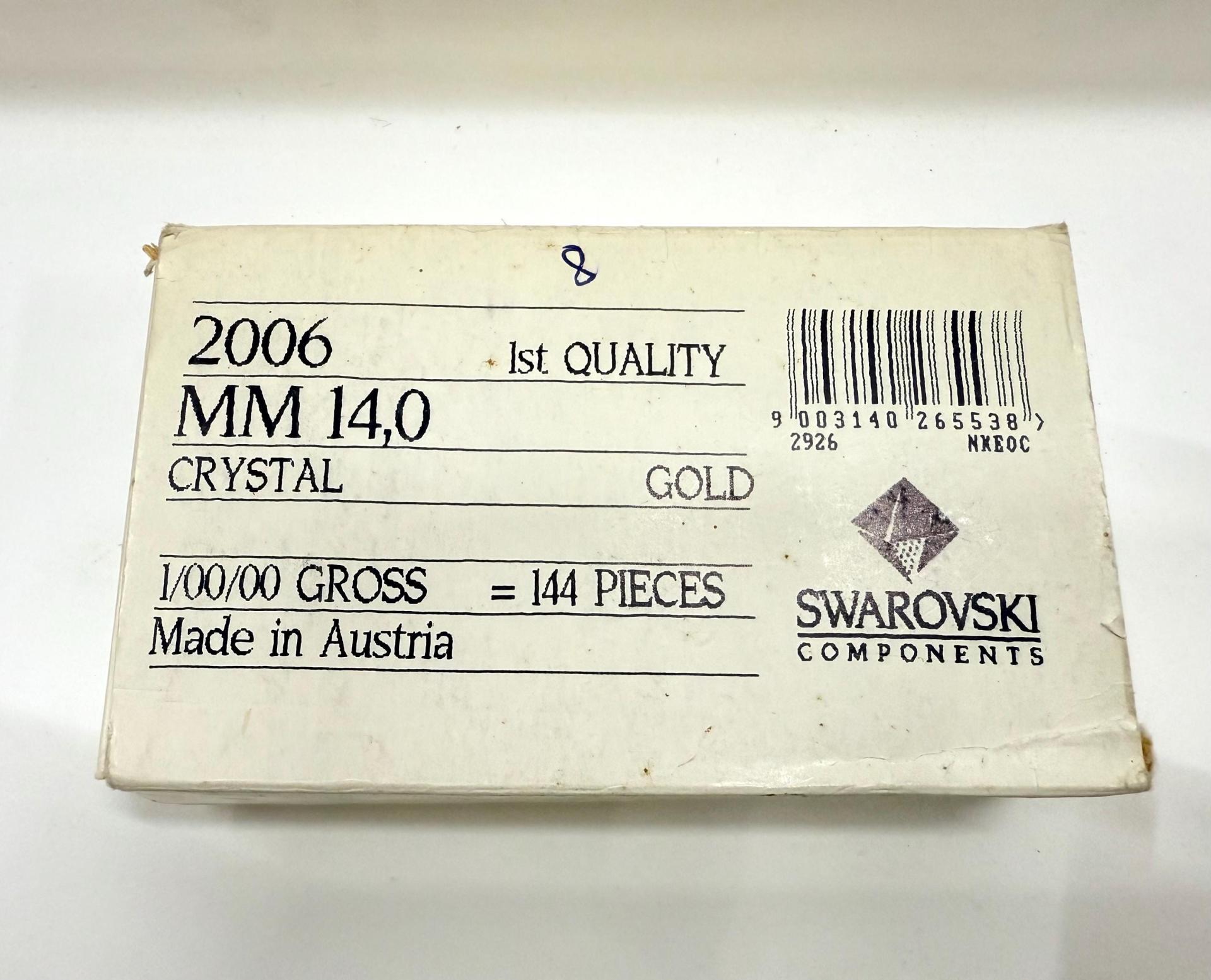 Swarovski Crystal 2006 Rivoli Rhinestone Flat Back Non Hotfix 14mm Crystal Vintage findings jewellery parts