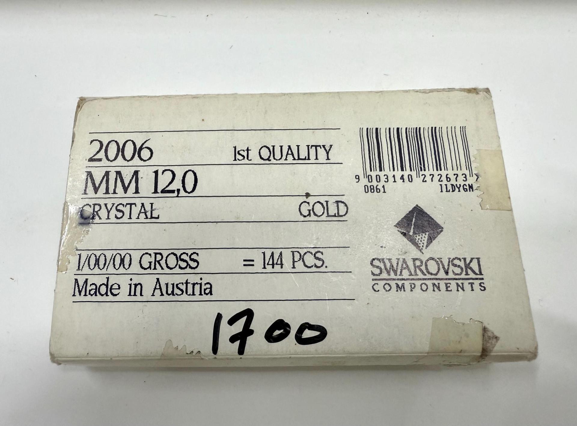 Swarovski Crystal 2006 Rivoli Rhinestone Flat Back Non Hotfix 12mm Crystal Vintage findings jewellery parts