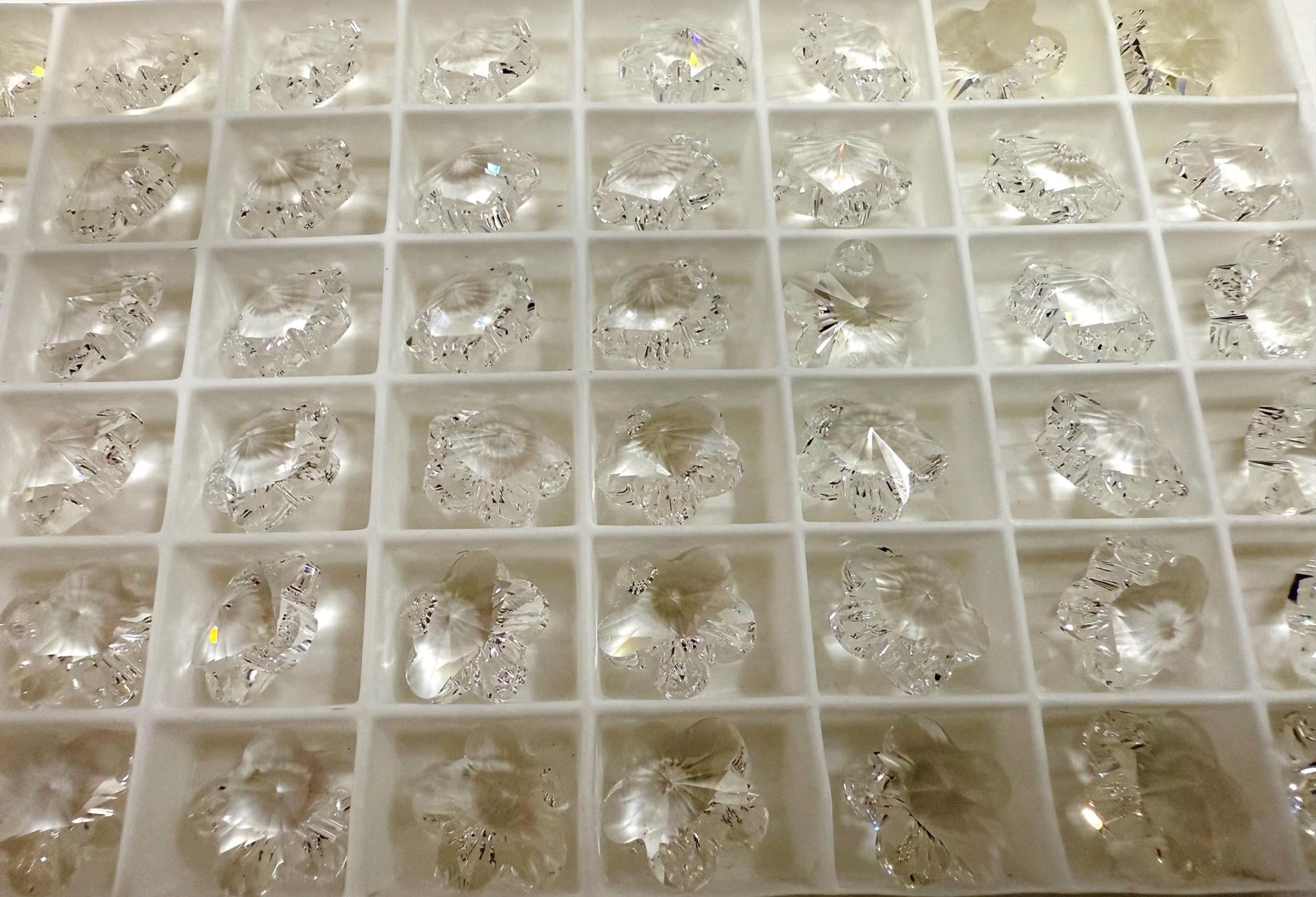 Swarovski Element 6744 12mm Flower Pendant Crystal Pendant Beads Crystal drops vintage findings jewelry making wedding decorations