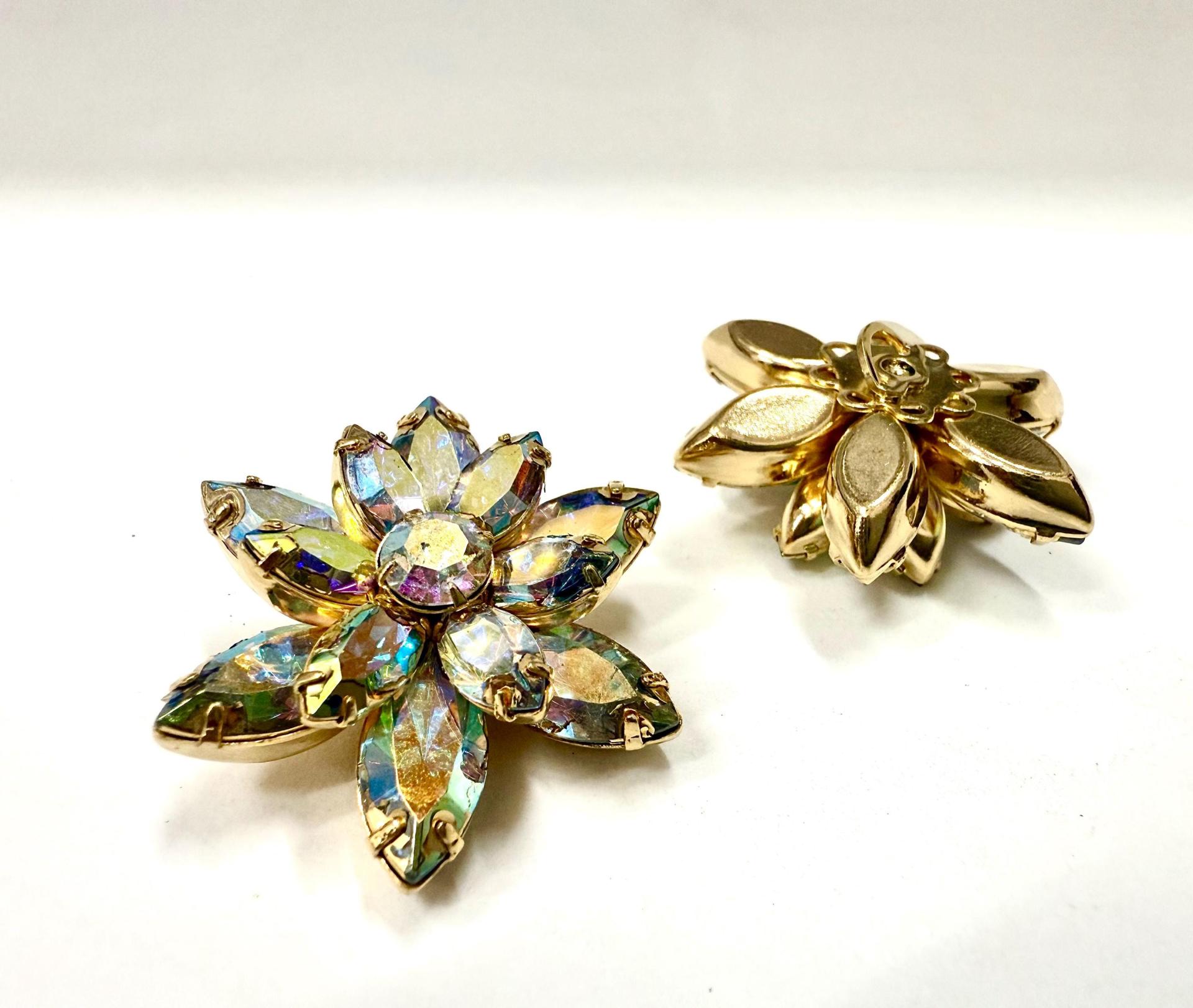 Vintage Swarovski Button Navette Flower Design in Crystal AB Gold plated, Embellishment DIY Supplies wedding decorations