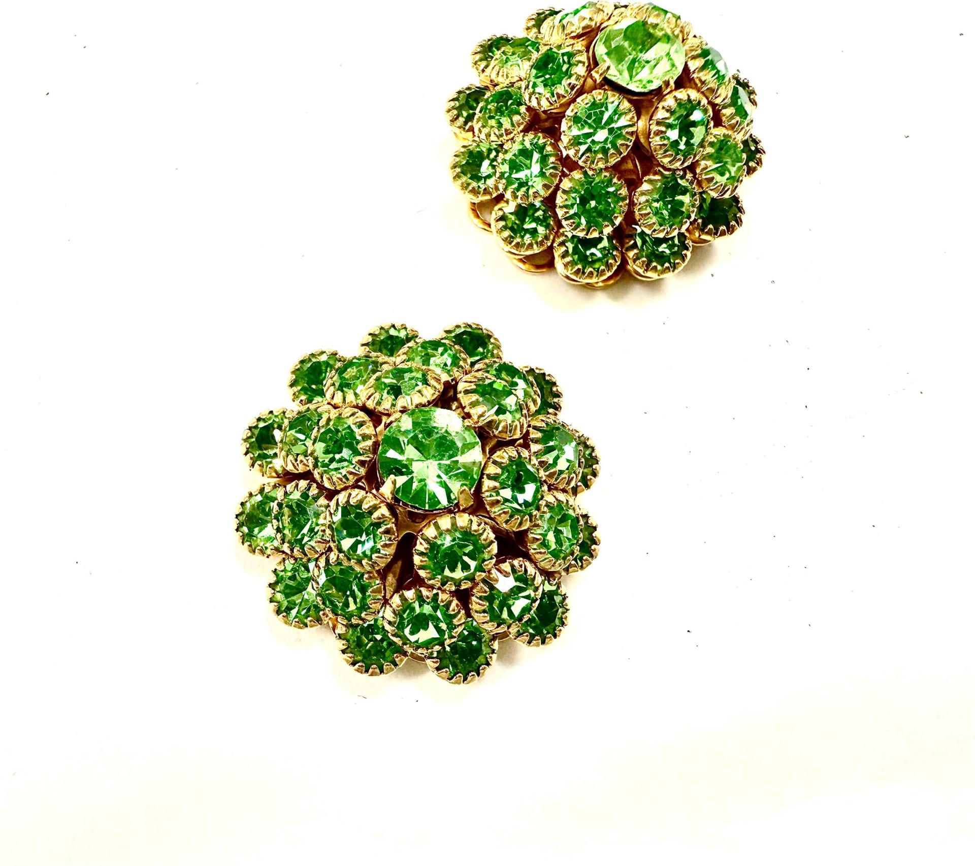 22 mm Vintage Gold plated in Peridot Swarovski Embellishment DIY Supplies wedding decorations