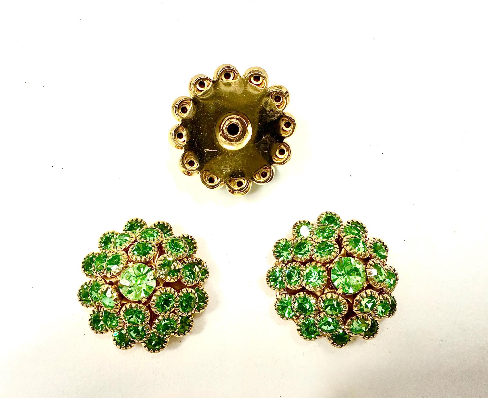 22 mm Vintage Gold plated in Peridot Swarovski Embellishment DIY Supplies wedding decorations