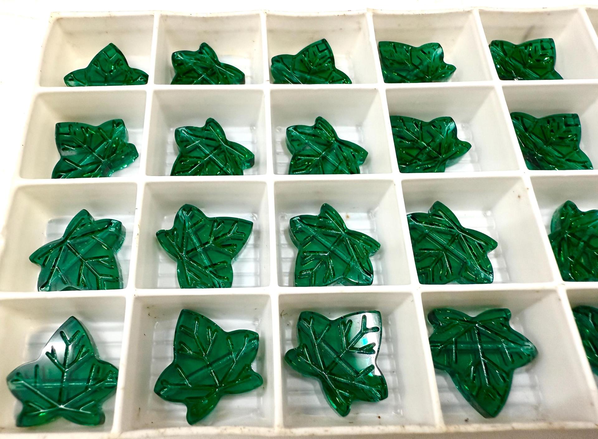 Vintage Swarovski Elements 17x 15.5mm leaf Beads in Emerald