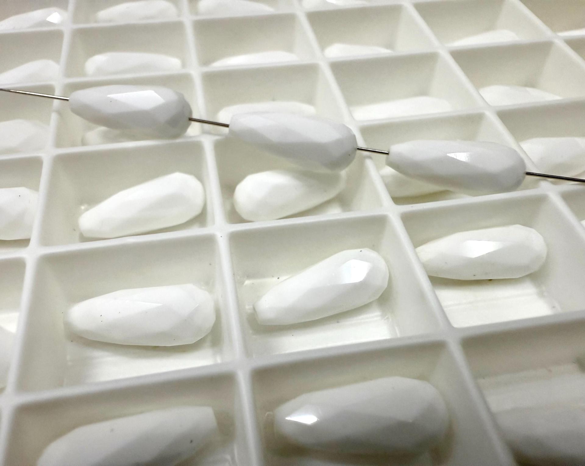 Vintage Swarovski 11x4mm long drop beads  jewelry making vintage beads findings necklace making beads supply