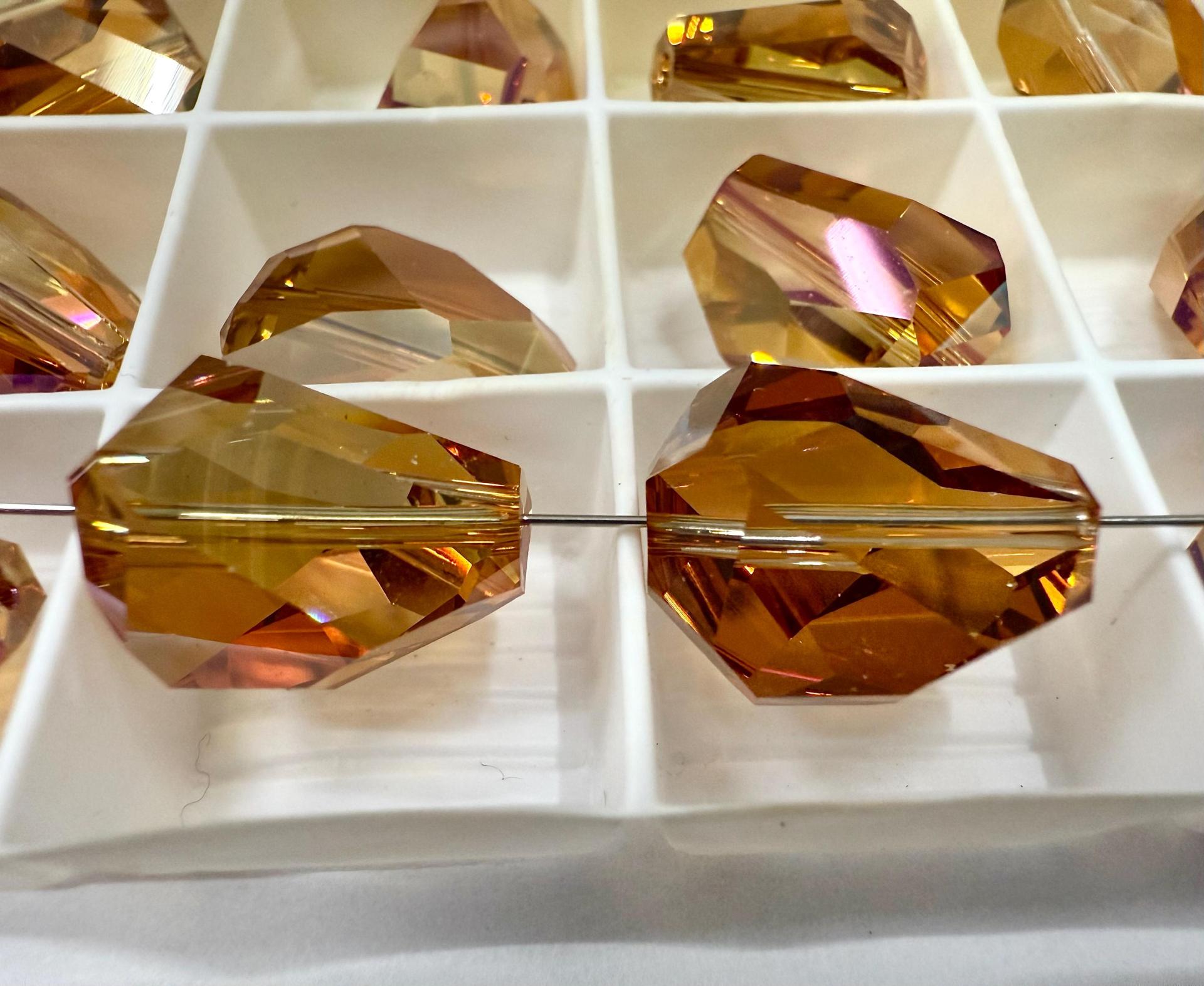 Swarovski Art 5524 CRYSTAL 16mm Cosmic Crystal Copper Beads