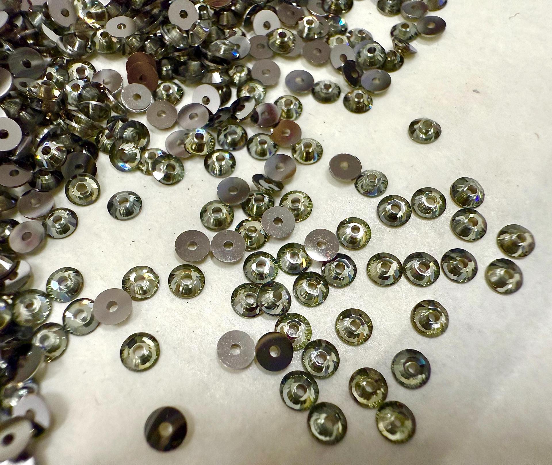 3mm Swarovski 3128 in Crystal Sage Lochrosen Rhinestones