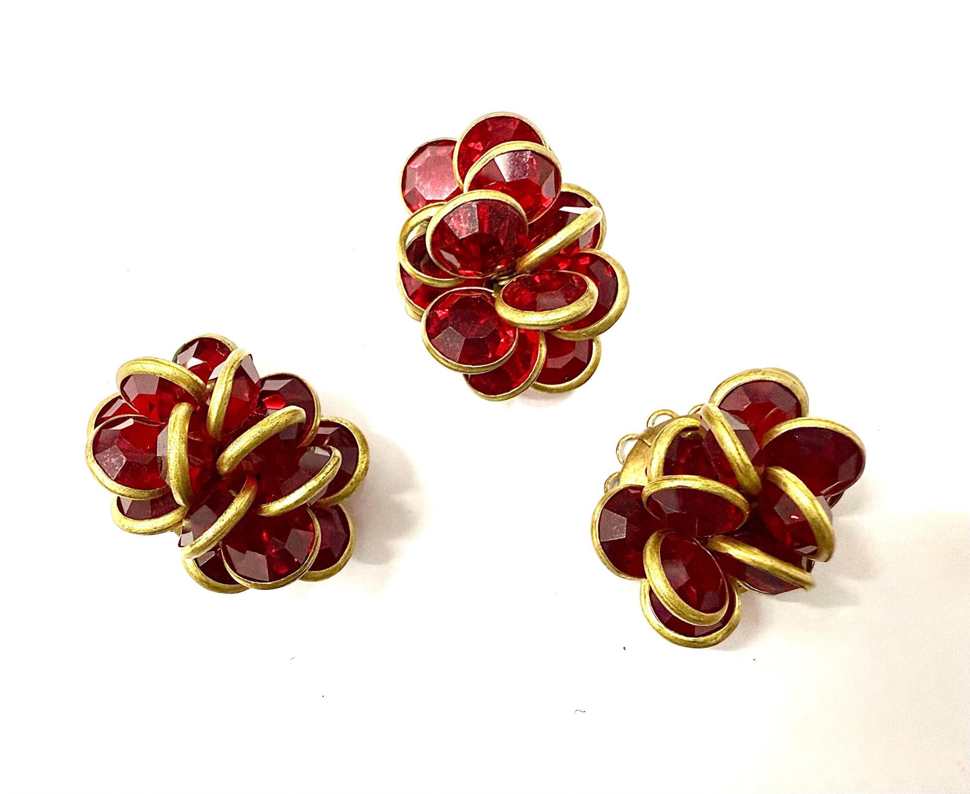 Vintage Siam Crystal Flower Beads, Brass DIY Supplies (25x22mm)