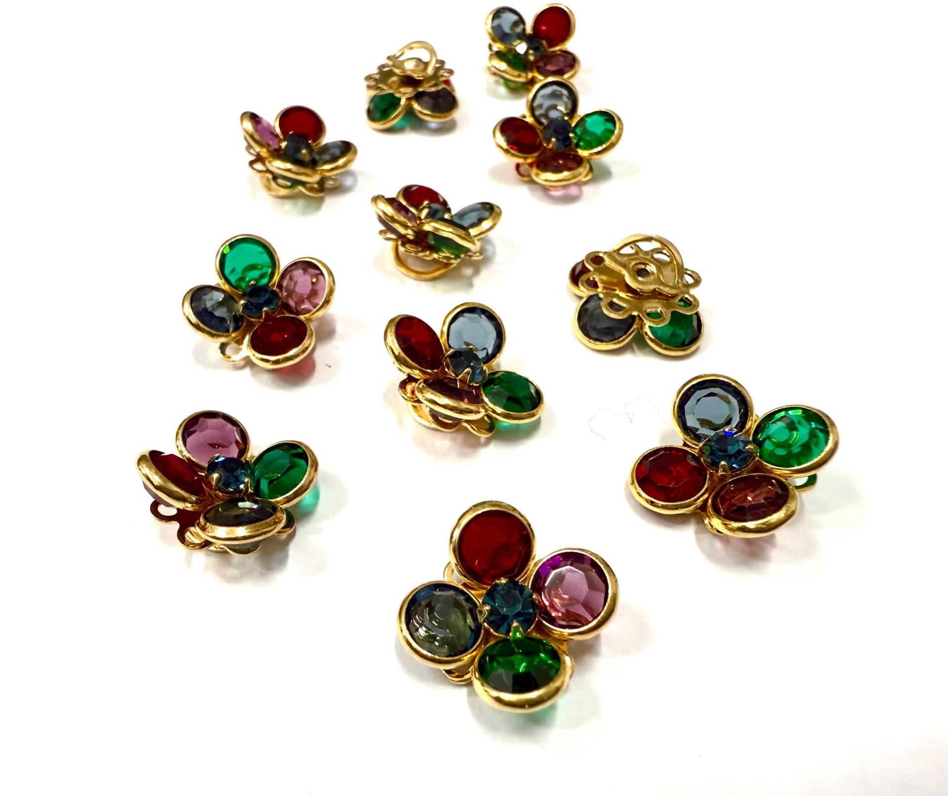 16mm Vintage Gold Plated Swarovski Crystal Flower Embellishment