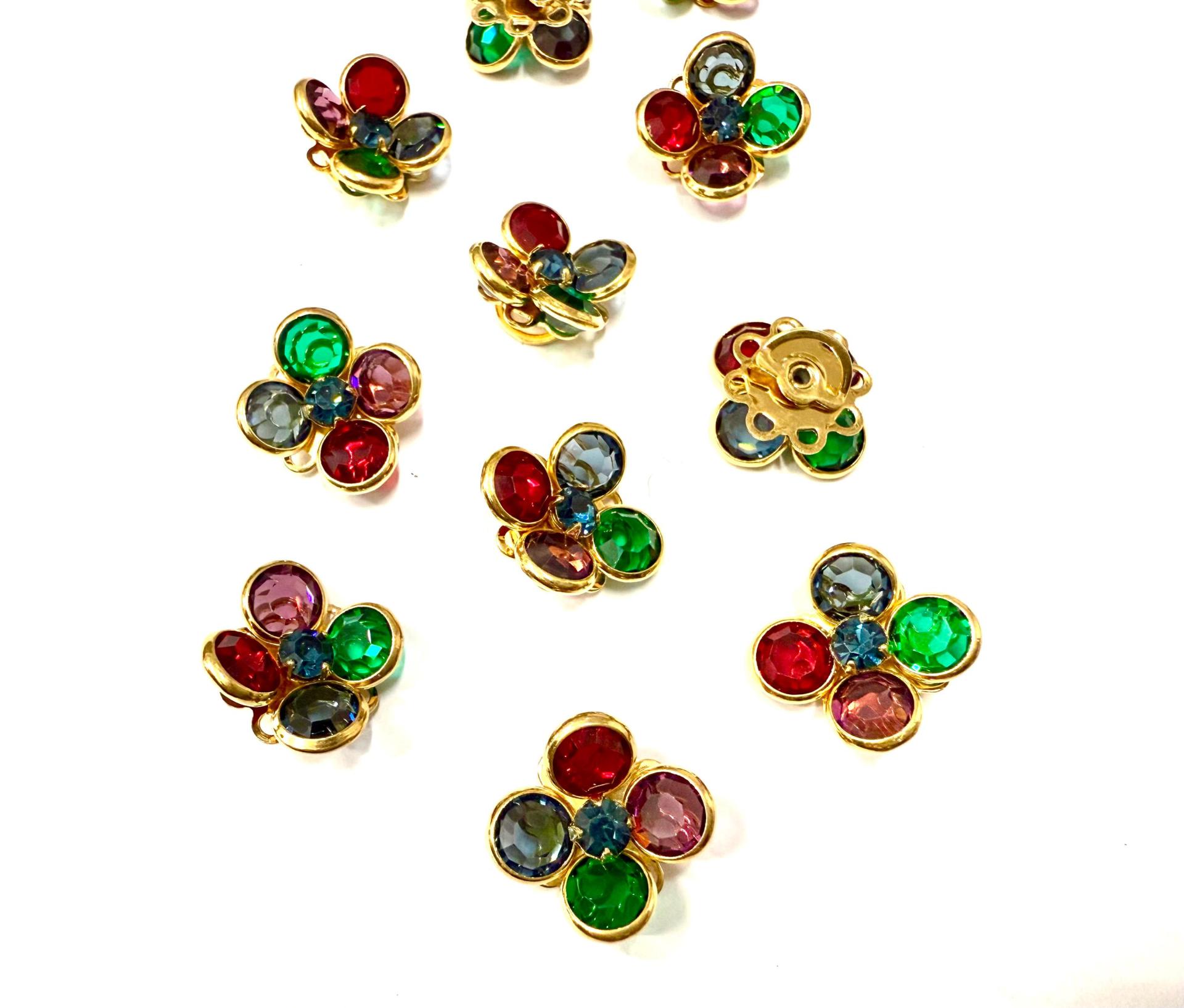 16mm Vintage Gold Plated Swarovski Crystal Flower Embellishment