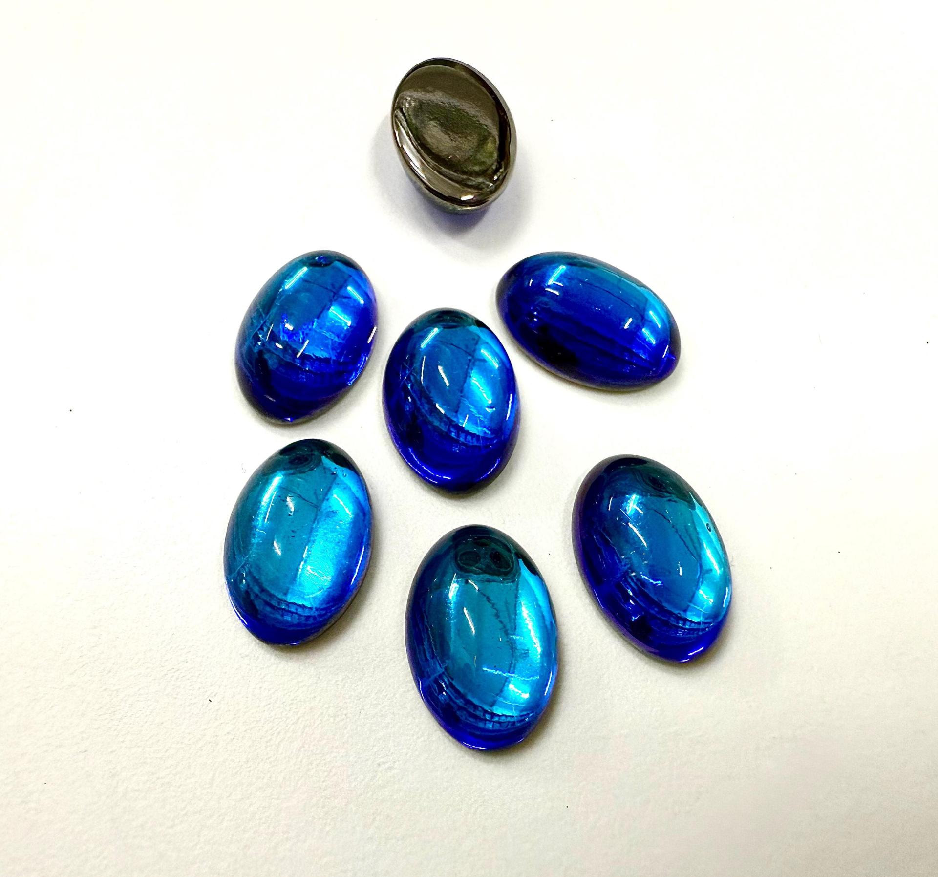 Swarovski Crystal Cabochons Bermuda Blue, Vintage Oval Flat Backs (16x11 mm) - 2/6 Pieces