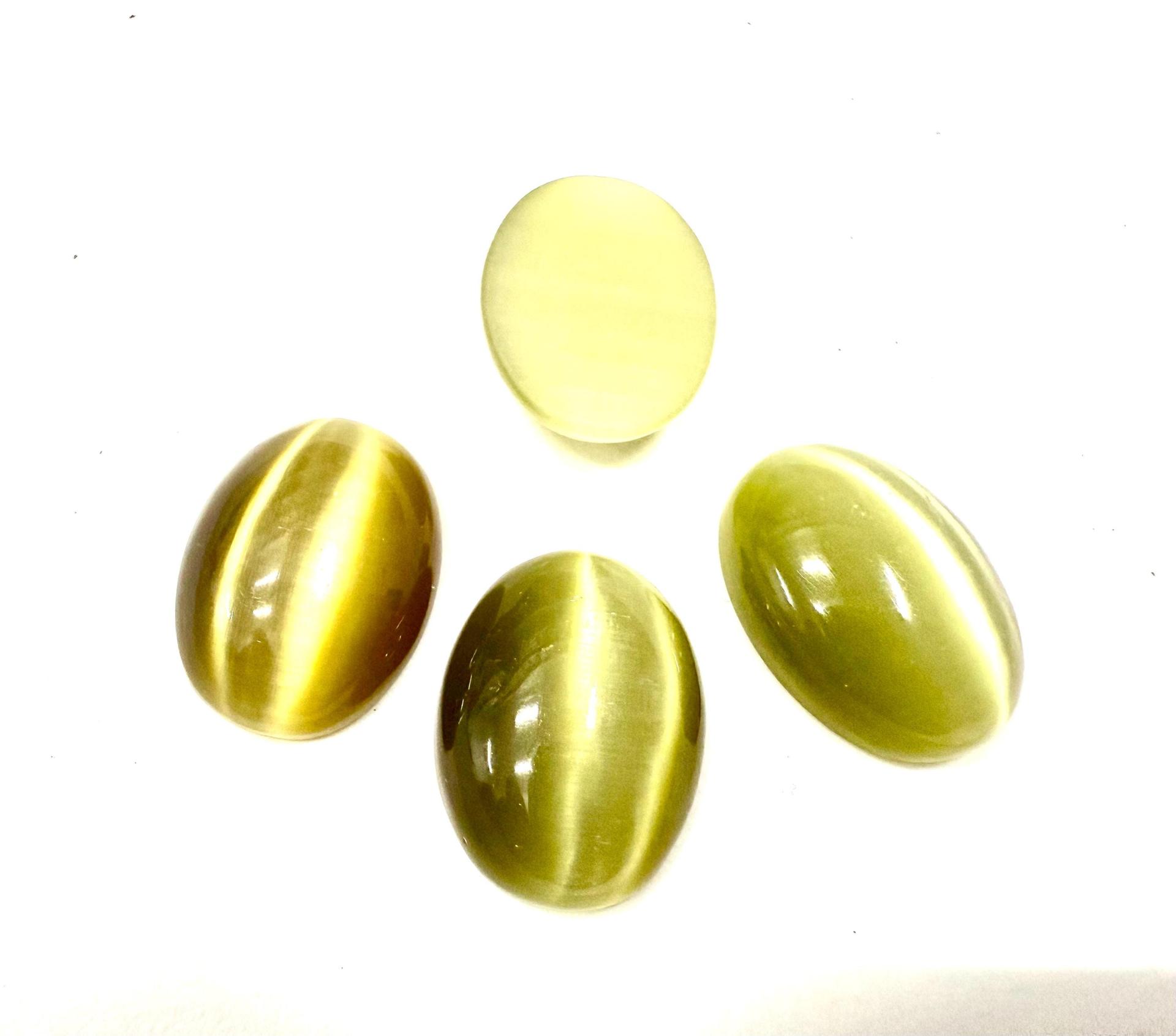 Vintage Swarovski Light Olive Crystal Cabochons, Vintage Oval Flat Backs (20x14 mm)