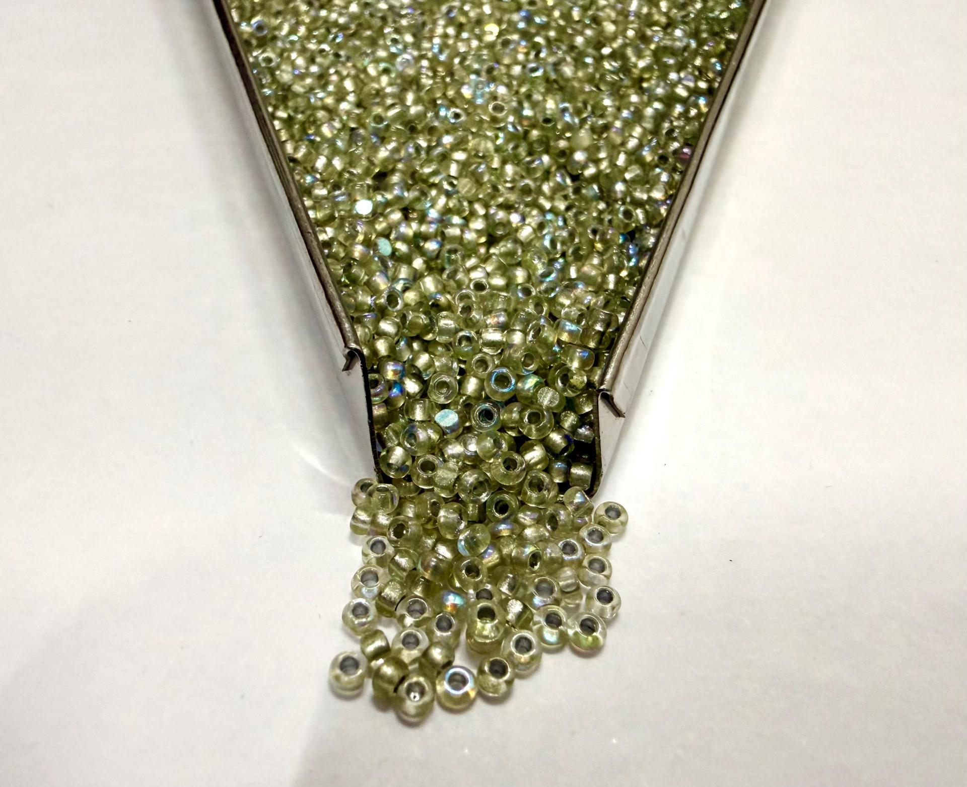 11/0 Charlotte Cut Seed Beads, Pearl Lined AB Czech Glass