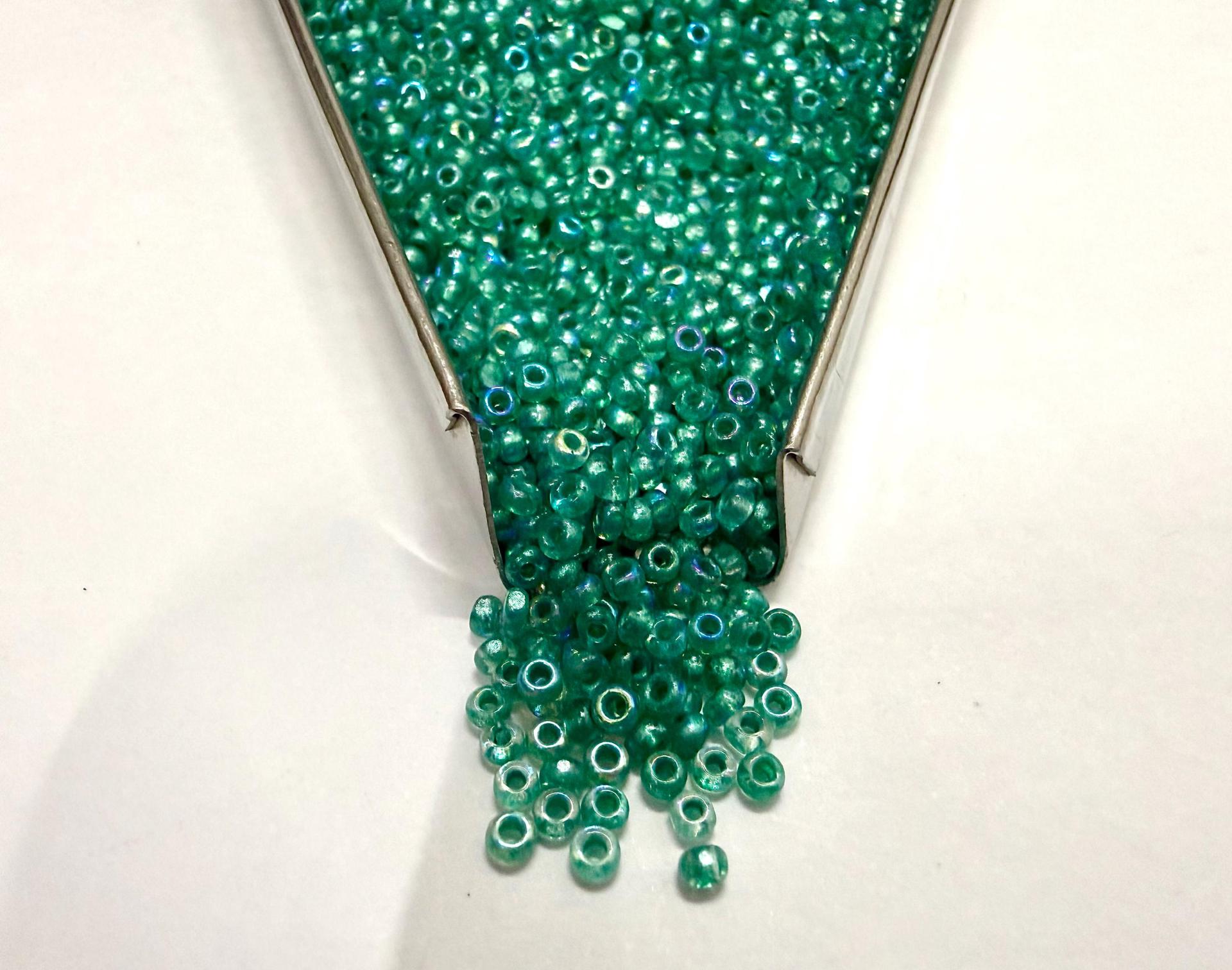 11/0 Charlotte Cut Seed Beads, Pearl Lined AB Czech Glass