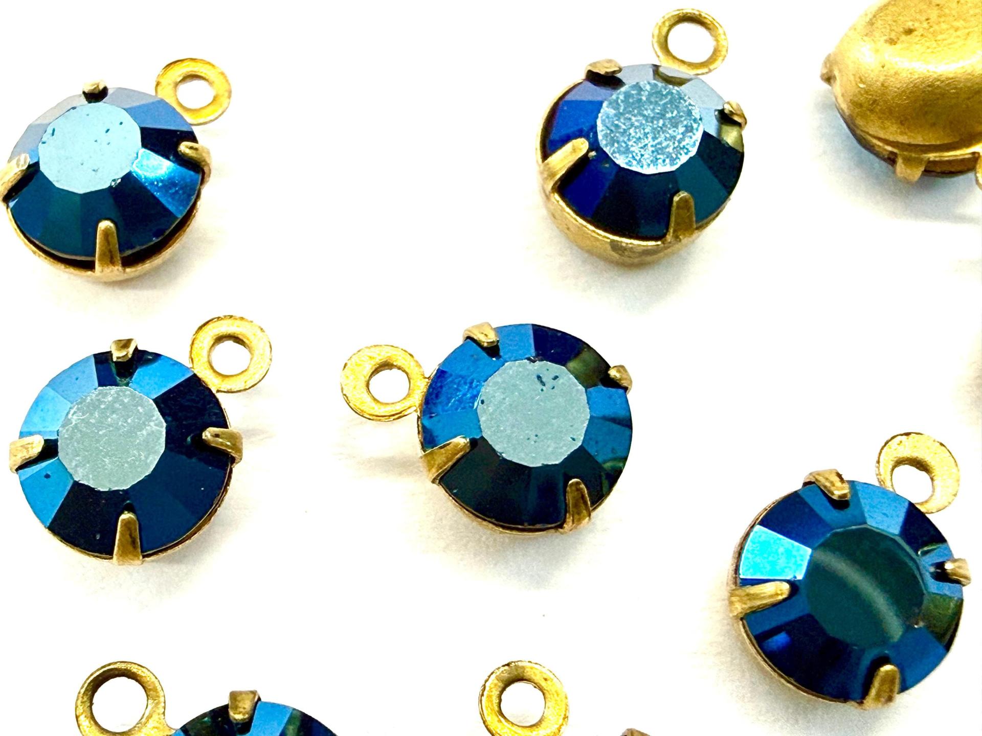 Swarovski Crystal Metallic Blue Drop, Brass Setting (6mm, 28ss)