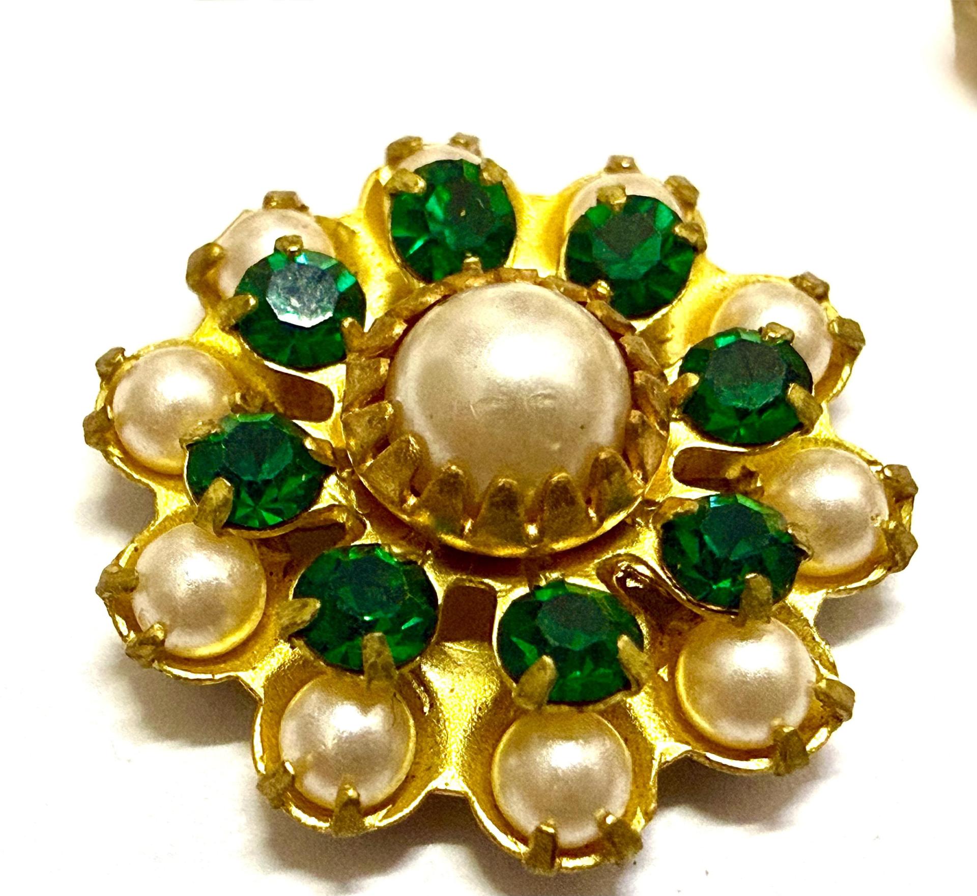 16mm Vintage brass Swarovski Flower Design in Emerald pearl crystal Embellishment DIY Supplies wedding decorations