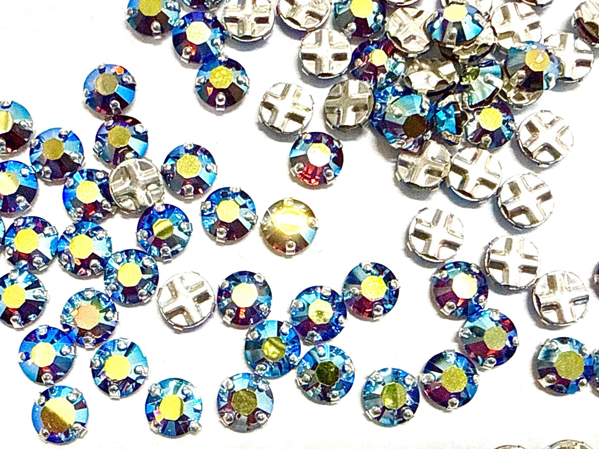 Vintage Swarovski Crystal Rose Montees, Olivine Green, 30ss
