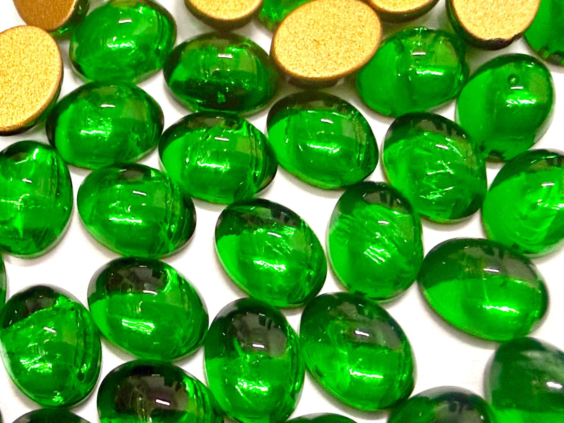 Swarovski 8x6 mm Vintage 2190 Emerald Foiled Flat Back Oval Cabochon Cabs