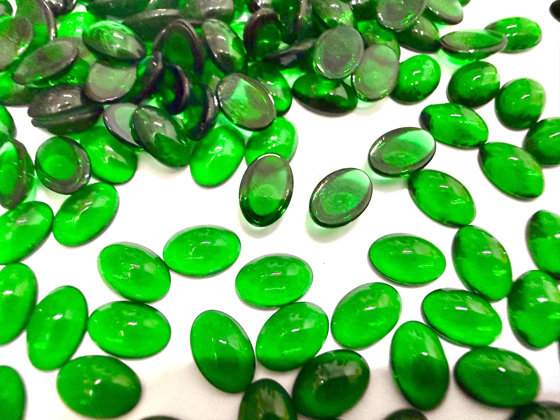 Swarovski Oval Cabochons Medium Emerald Unfoiled 6x4mm, 2190/4 Flat Back Glass Stones