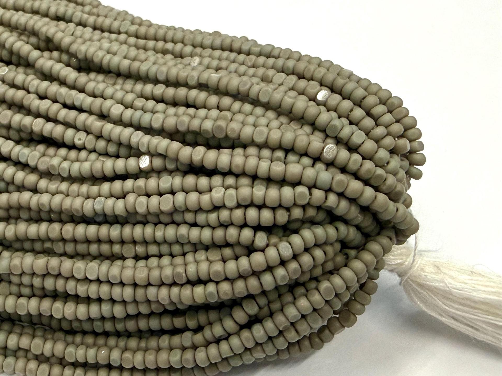 11/0 Charlotte Cut Beads, MATT Opaque Grey, 2.0mm Jewelry Beads
