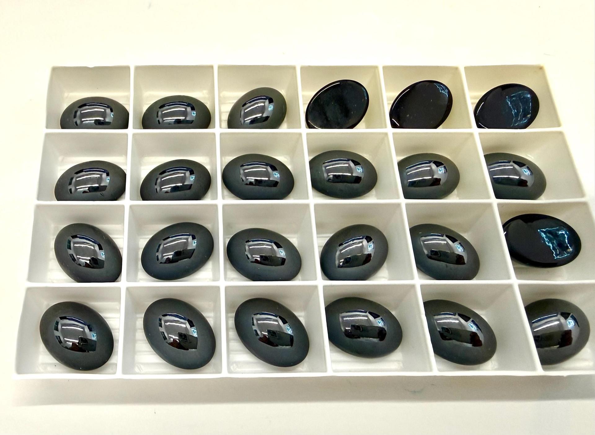 Swarovski 18x13 mm Vintage Jet Hematite Unfoiled Flat Back Oval Cabochon 2/6 Pieces