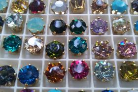 Swarovski 28ss Vintage Clips (30 Crystal Colors) 6/12/24/100/500 Pieces Brass/Vintage Black SETTINGS embroidery materials craft vintage