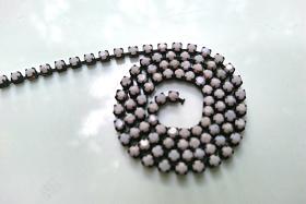 6 SS Rhinestone Chain Vintage Glass Pressed Chatons Opaque Light Purple (2mm) 1/2/5/15 Meters vintage findings, jewelry making, craft