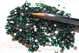 10SS Swarovski Flatbacks in Emerald Chaton Roses 2088 (2.9mm) Made in Austria 72/144/432/1440 Pieces Nail art decoration, craft supplies