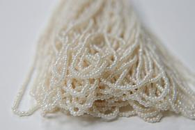 11/0 Hanks Charlotte Cut Beads Ceylon Pearl White 1/5/25/50/100 Hanks 2.0mm Ivory glass beads, jewelry supply, findings, craft supply