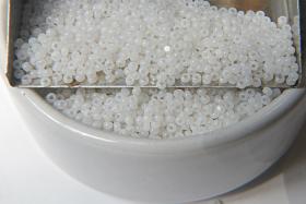 11/0 Charlotte true Cut Beads White Alabaster 10/20/50/250/500 Grams opal seed beads