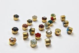 Swarovski 39ss Vintage Clips Sewon (37 Crystal Colors) 4 Hole Sliders 6/12/24/100 Pieces BRASS SETTINGS, strass embellishments, vintage rare