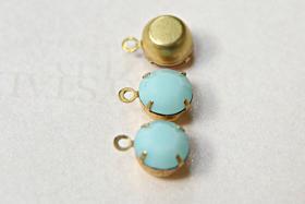 Swarovski 7mm Round setting drop one loop in Mint Alabaster 34ss (397) 6/12/24/100/300 Pieces jewelry supplies in Brass/Vintage Black