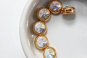 Swarovski 39ss Rivoli Sewon Settings in Crystal White Patina 6/12/36 Pieces GOLD SETTINGS jewelry making, embroidery materials, vintage
