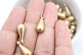 Solid Metal Drops, Teardrop Charms, in brass 18x7.5mm, 2mm Loop, 5/25 pieces vintage findings, jewlery making, art deco, premium supplies